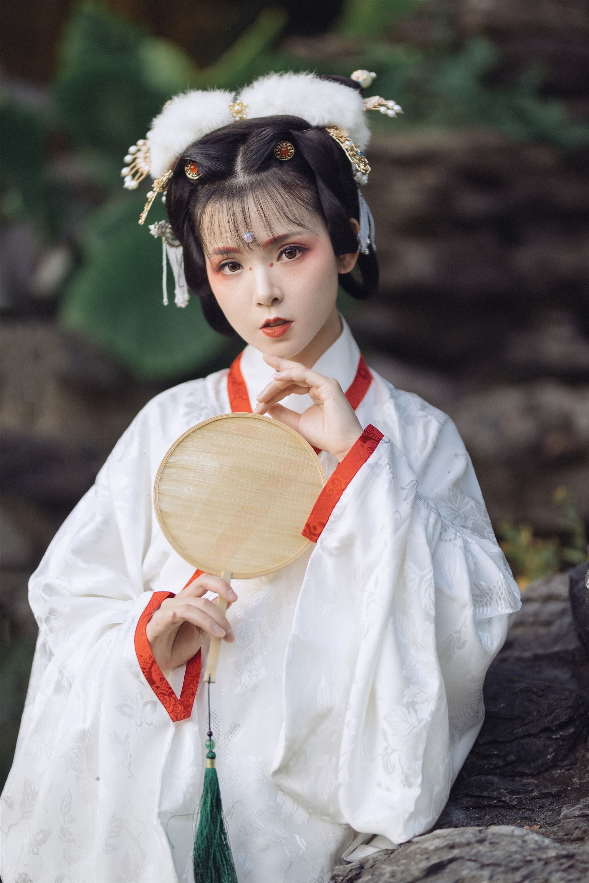 YITUYU艺图语 2021.09.04 茕兔 悠然